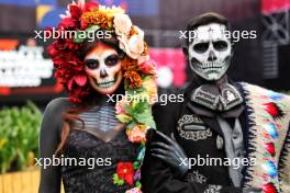 Paddock atmosphere - Day of the Dead costume wearers. 24.10.2024. Formula 1 World Championship, Rd 20, Mexican Grand Prix, Mexico City, Mexico, Preparation Day.