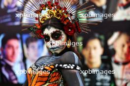 Paddock atmosphere - Day of the Dead costume wearer. 24.10.2024. Formula 1 World Championship, Rd 20, Mexican Grand Prix, Mexico City, Mexico, Preparation Day.