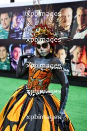 Paddock atmosphere - Day of the Dead costume wearer. 24.10.2024. Formula 1 World Championship, Rd 20, Mexican Grand Prix, Mexico City, Mexico, Preparation Day.