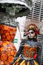 Paddock atmosphere - Day of the Dead costume wearer. 24.10.2024. Formula 1 World Championship, Rd 20, Mexican Grand Prix, Mexico City, Mexico, Preparation Day.