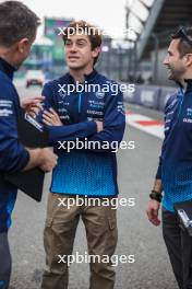 Franco Colapinto (ARG) Williams Racing walks the circuit with the team. 24.10.2024. Formula 1 World Championship, Rd 20, Mexican Grand Prix, Mexico City, Mexico, Preparation Day.