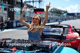 Grid atmosphere - Anna De Ferran, DJ and Musical Artist. 04.05.2024. Formula 1 World Championship, Rd 6, Miami Grand Prix, Miami, Florida, USA, Sprint and Qualifying Day.