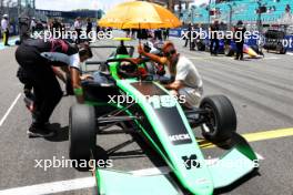 Carrie Schreiner (GER) Campos Racing on the grid. 04.05.2024. FIA Formula Academy, Rd 2, Race 1, Miami, Florida, USA, Saturday.