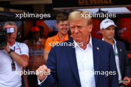 Donald Trump (USA) Politician and Businesman. 05.05.2024. Formula 1 World Championship, Rd 6, Miami Grand Prix, Miami, Florida, USA, Race Day.