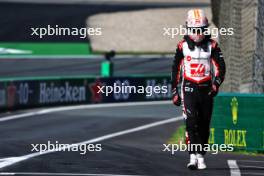 Nico Hulkenberg (GER) Haas F1 Team walks back to the pits after he crashed in the second practice session. 23.08.2024. Formula 1 World Championship, Rd 15, Dutch Grand Prix, Zandvoort, Netherlands, Practice Day.