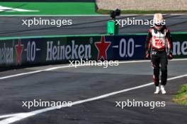 Nico Hulkenberg (GER) Haas F1 Team walks back to the pits after he crashed in the second practice session. 23.08.2024. Formula 1 World Championship, Rd 15, Dutch Grand Prix, Zandvoort, Netherlands, Practice Day.