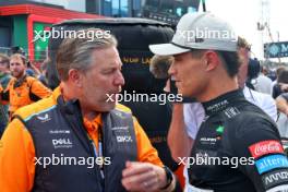 Zak Brown (USA) McLaren Executive Director with Lando Norris (GBR) McLaren on the grid. 25.08.2024. Formula 1 World Championship, Rd 15, Dutch Grand Prix, Zandvoort, Netherlands, Race Day.