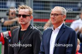 (L to R): Prince Bernhard of Orange-Nassau, van Vollenhoven (NLD) Zandvoort Circuit Co-Owner with Stefano Domenicali (ITA) Formula One President and CEO on the grid. 25.08.2024. Formula 1 World Championship, Rd 15, Dutch Grand Prix, Zandvoort, Netherlands, Race Day.