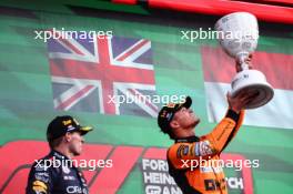 Lando Norris (GBR), McLaren F1 Team Max Verstappen (NLD), Red Bull Racing  25.08.2024. Formula 1 World Championship, Rd 15, Dutch Grand Prix, Zandvoort, Netherlands, Race Day.