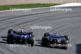 Yuki Tsunoda (JPN) RB VCARB 01 and Logan Sargeant (USA) Williams Racing FW46 battle for position. 25.08.2024. Formula 1 World Championship, Rd 15, Dutch Grand Prix, Zandvoort, Netherlands, Race Day.