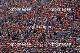 Circuit atmosphere - fans in the grandstand. 25.08.2024. Formula 1 World Championship, Rd 15, Dutch Grand Prix, Zandvoort, Netherlands, Race Day.