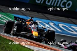 Max Verstappen (NLD) Red Bull Racing RB20. 25.08.2024. Formula 1 World Championship, Rd 15, Dutch Grand Prix, Zandvoort, Netherlands, Race Day.