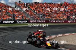 Sergio Perez (MEX) Red Bull Racing RB20. 25.08.2024. Formula 1 World Championship, Rd 15, Dutch Grand Prix, Zandvoort, Netherlands, Race Day.