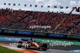 Oscar Piastri (AUS) McLaren MCL38. 25.08.2024. Formula 1 World Championship, Rd 15, Dutch Grand Prix, Zandvoort, Netherlands, Race Day.