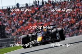 Max Verstappen (NLD) Red Bull Racing RB20. 25.08.2024. Formula 1 World Championship, Rd 15, Dutch Grand Prix, Zandvoort, Netherlands, Race Day.