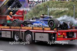 The Williams Racing FW46 of Logan Sargeant (USA) Williams Racing FW46 is recovered back to the pits on the back of a truck after he crashed in the third practice session. 24.08.2024. Formula 1 World Championship, Rd 15, Dutch Grand Prix, Zandvoort, Netherlands, Qualifying Day.