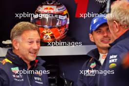 (L to R): Christian Horner (GBR) Red Bull Racing Team Principal with Max Verstappen (NLD) Red Bull Racing and Dr Helmut Marko (AUT) Red Bull Motorsport Consultant. 24.08.2024. Formula 1 World Championship, Rd 15, Dutch Grand Prix, Zandvoort, Netherlands, Qualifying Day.