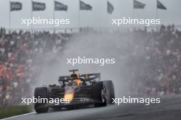 Max Verstappen (NLD) Red Bull Racing RB20. 24.08.2024. Formula 1 World Championship, Rd 15, Dutch Grand Prix, Zandvoort, Netherlands, Qualifying Day.