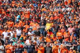 Circuit atmosphere - fans in the grandstand. 25.08.2024. Formula 1 World Championship, Rd 15, Dutch Grand Prix, Zandvoort, Netherlands, Race Day.