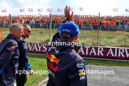 Max Verstappen (NLD) Red Bull Racing on the drivers' parade. 25.08.2024. Formula 1 World Championship, Rd 15, Dutch Grand Prix, Zandvoort, Netherlands, Race Day.