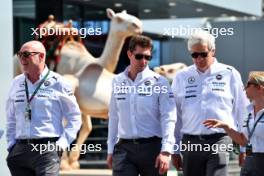 James Vowles (GBR) Williams Racing Team Principal (Centre) and Matthew Savage, Dorilton Capital Chairman - Williams Racing Director (Right).. 08.03.2024. Formula 1 World Championship, Rd 2, Saudi Arabian Grand Prix, Jeddah, Saudi Arabia, Qualifying Day.