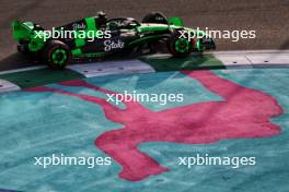 Valtteri Bottas (FIN) Sauber C44. 08.03.2024. Formula 1 World Championship, Rd 2, Saudi Arabian Grand Prix, Jeddah, Saudi Arabia, Qualifying Day.