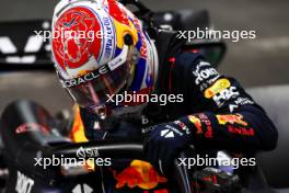 Pole sitter Max Verstappen (NLD) Red Bull Racing RB20 in parc ferme. 08.03.2024. Formula 1 World Championship, Rd 2, Saudi Arabian Grand Prix, Jeddah, Saudi Arabia, Qualifying Day.