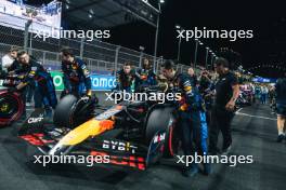 Max Verstappen (NLD) Red Bull Racing RB20 on the grid. 09.03.2024. Formula 1 World Championship, Rd 2, Saudi Arabian Grand Prix, Jeddah, Saudi Arabia, Race Day.