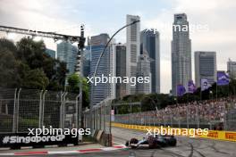 Daniel Ricciardo (AUS) RB VCARB 01. 20.09.2024. Formula 1 World Championship, Rd 18, Singapore Grand Prix, Marina Bay Street Circuit, Singapore, Practice Day.