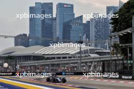 Alexander Albon (THA) Williams Racing FW46. 20.09.2024. Formula 1 World Championship, Rd 18, Singapore Grand Prix, Marina Bay Street Circuit, Singapore, Practice Day.