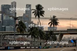 Zhou Guanyu (CHN) Sauber C44. 20.09.2024. Formula 1 World Championship, Rd 18, Singapore Grand Prix, Marina Bay Street Circuit, Singapore, Practice Day.