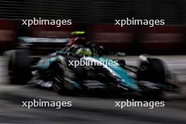 Lewis Hamilton (GBR) Mercedes AMG F1 W15. 20.09.2024. Formula 1 World Championship, Rd 18, Singapore Grand Prix, Marina Bay Street Circuit, Singapore, Practice Day.