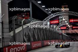 Max Verstappen (NLD) Red Bull Racing RB20. 20.09.2024. Formula 1 World Championship, Rd 18, Singapore Grand Prix, Marina Bay Street Circuit, Singapore, Practice Day.