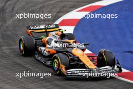 Lando Norris (GBR) McLaren MCL38. 20.09.2024. Formula 1 World Championship, Rd 18, Singapore Grand Prix, Marina Bay Street Circuit, Singapore, Practice Day.