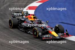 Max Verstappen (NLD) Red Bull Racing RB20. 20.09.2024. Formula 1 World Championship, Rd 18, Singapore Grand Prix, Marina Bay Street Circuit, Singapore, Practice Day.