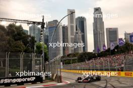 Kevin Magnussen (DEN) Haas VF-24. 20.09.2024. Formula 1 World Championship, Rd 18, Singapore Grand Prix, Marina Bay Street Circuit, Singapore, Practice Day.