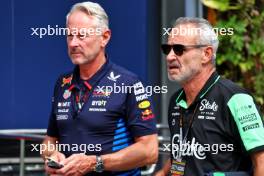 Beat Zehnder (SUI) Sauber F1 Sporting Director with Jonathan Wheatley (GBR) Red Bull Racing Team Manager. 20.09.2024. Formula 1 World Championship, Rd 18, Singapore Grand Prix, Marina Bay Street Circuit, Singapore, Practice Day.