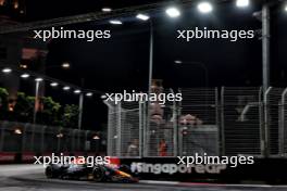 Max Verstappen (NLD) Red Bull Racing RB20. 20.09.2024. Formula 1 World Championship, Rd 18, Singapore Grand Prix, Marina Bay Street Circuit, Singapore, Practice Day.