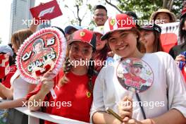 Circuit atmosphere - Charles Leclerc (MON) Ferrari fans. 20.09.2024. Formula 1 World Championship, Rd 18, Singapore Grand Prix, Marina Bay Street Circuit, Singapore, Practice Day.