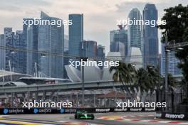 Zhou Guanyu (CHN) Sauber C44. 20.09.2024. Formula 1 World Championship, Rd 18, Singapore Grand Prix, Marina Bay Street Circuit, Singapore, Practice Day.