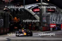 Sergio Perez (MEX) Red Bull Racing RB20. 20.09.2024. Formula 1 World Championship, Rd 18, Singapore Grand Prix, Marina Bay Street Circuit, Singapore, Practice Day.