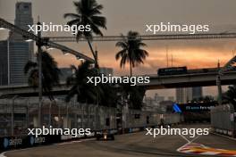 Max Verstappen (NLD) Red Bull Racing RB20. 20.09.2024. Formula 1 World Championship, Rd 18, Singapore Grand Prix, Marina Bay Street Circuit, Singapore, Practice Day.