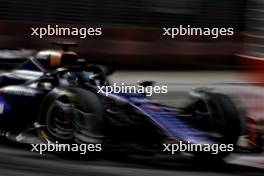 Alexander Albon (THA) Williams Racing FW46. 20.09.2024. Formula 1 World Championship, Rd 18, Singapore Grand Prix, Marina Bay Street Circuit, Singapore, Practice Day.