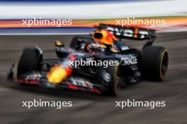 Max Verstappen (NLD) Red Bull Racing RB20. 20.09.2024. Formula 1 World Championship, Rd 18, Singapore Grand Prix, Marina Bay Street Circuit, Singapore, Practice Day.