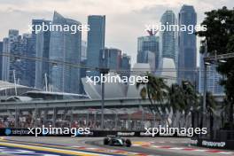 George Russell (GBR) Mercedes AMG F1 W15. 20.09.2024. Formula 1 World Championship, Rd 18, Singapore Grand Prix, Marina Bay Street Circuit, Singapore, Practice Day.