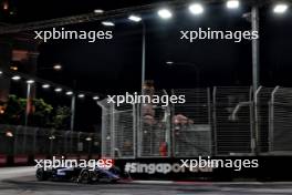 Franco Colapinto (ARG) Williams Racing FW46. 20.09.2024. Formula 1 World Championship, Rd 18, Singapore Grand Prix, Marina Bay Street Circuit, Singapore, Practice Day.