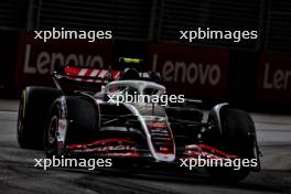 Nico Hulkenberg (GER) Haas VF-24. 20.09.2024. Formula 1 World Championship, Rd 18, Singapore Grand Prix, Marina Bay Street Circuit, Singapore, Practice Day.