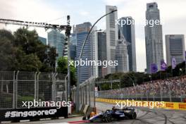 Alexander Albon (THA) Williams Racing FW46. 20.09.2024. Formula 1 World Championship, Rd 18, Singapore Grand Prix, Marina Bay Street Circuit, Singapore, Practice Day.