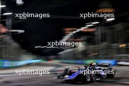 Franco Colapinto (ARG) Williams Racing FW46. 20.09.2024. Formula 1 World Championship, Rd 18, Singapore Grand Prix, Marina Bay Street Circuit, Singapore, Practice Day.