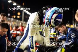 Franco Colapinto (ARG) Williams Racing FW46 on the grid. 22.09.2024. Formula 1 World Championship, Rd 18, Singapore Grand Prix, Marina Bay Street Circuit, Singapore, Race Day.